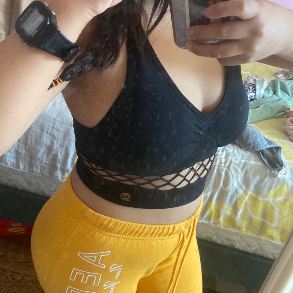 Black sports bra. Brand new, never used!